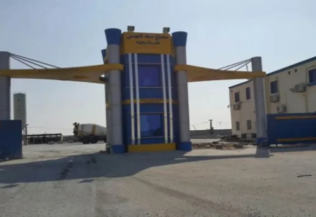 صيانة وتنظيف واجهات الكلادينج